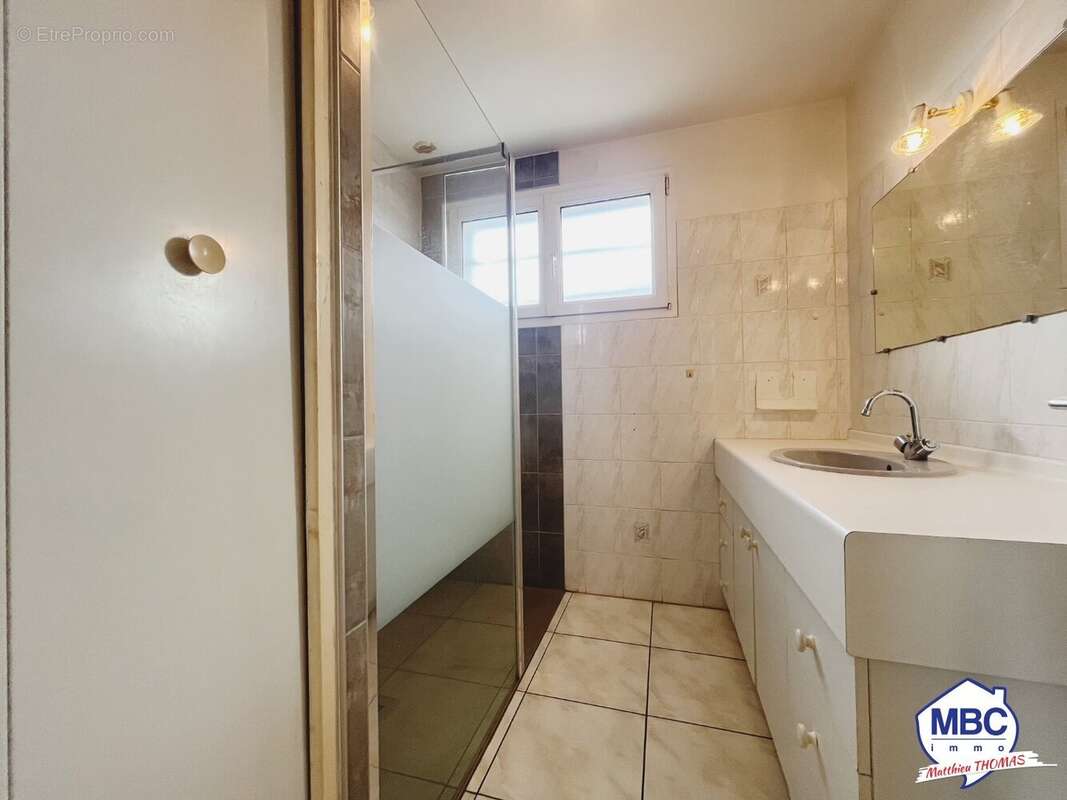 Maison à SAINT-CHRISTOPHE-DU-BOIS