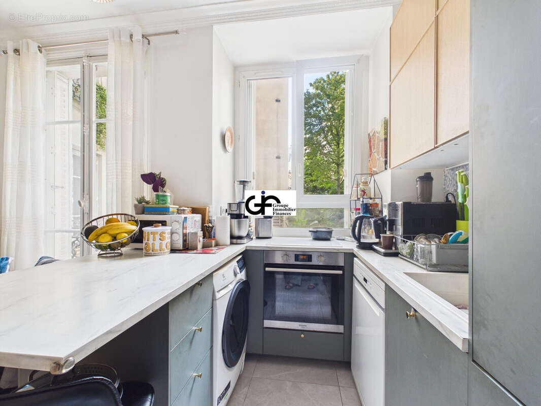 Appartement 52 m² à Paris-16e  - photo 3