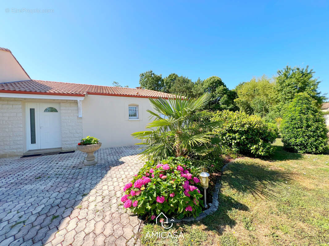 Fors - maison de plain-pied t5 avec piscine - terrain divisible - photo 7