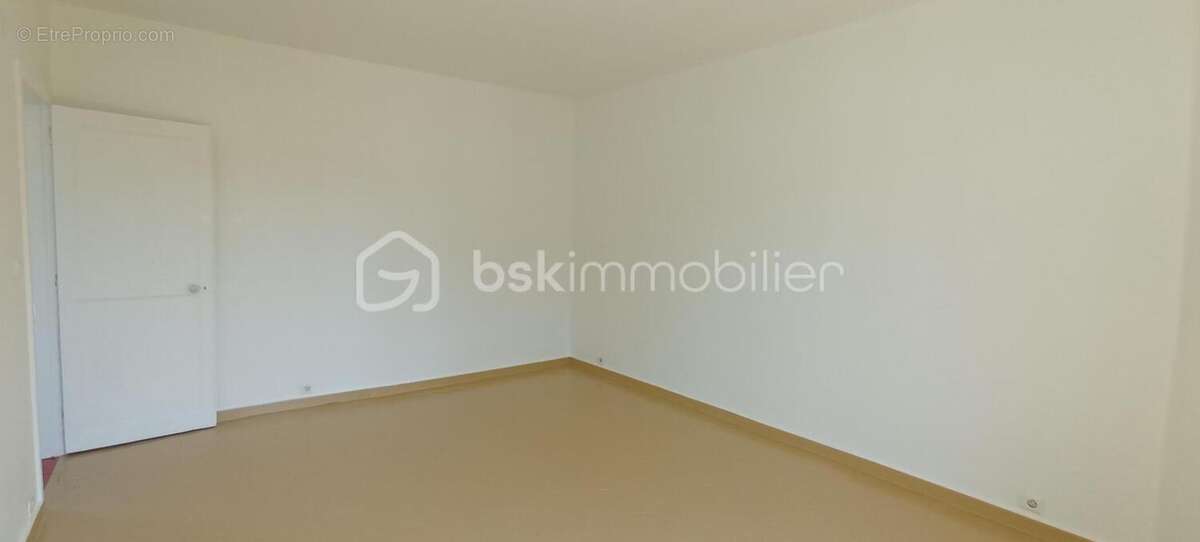 Maison à CORBEIL-ESSONNES