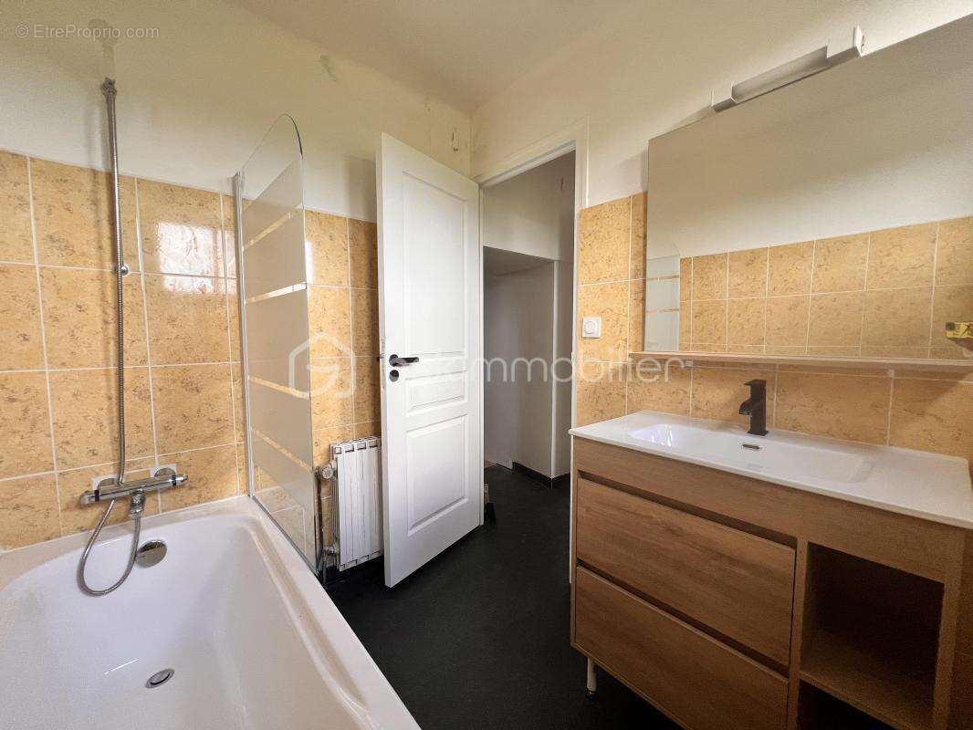 Maison à SAINT-COULITZ