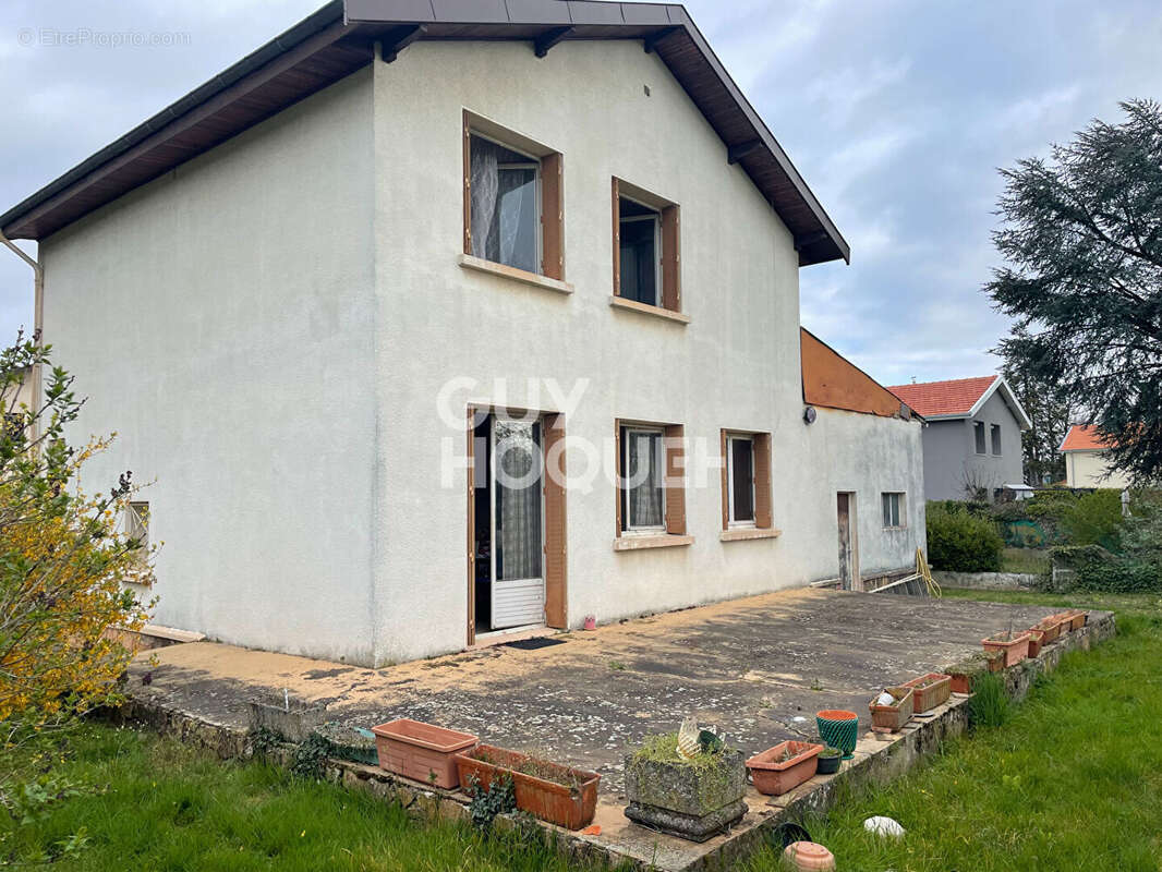 Maison à SAINT-LAURENT-DE-MURE