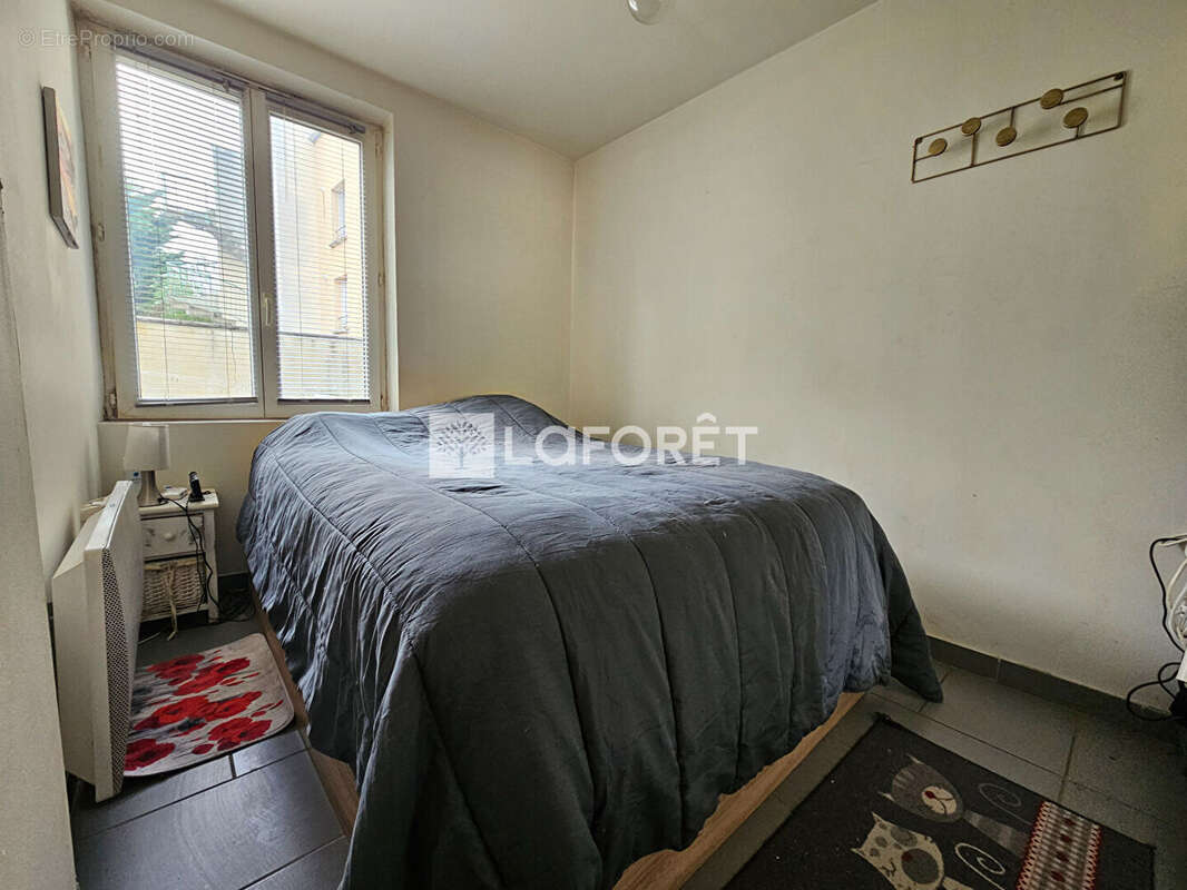 Appartement à MOUY
