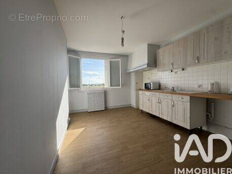 Photo 1 - Maison à SAINT-BRANCHS