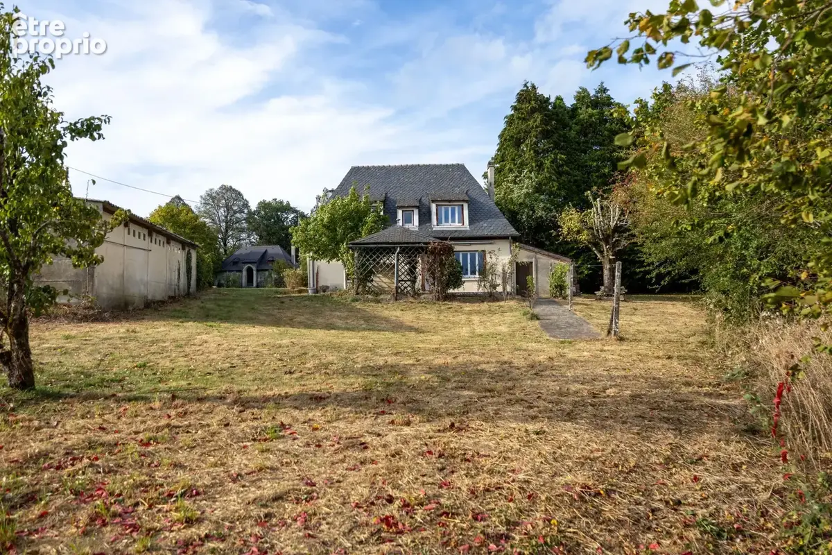 Maison 4 pièces 94 m² à vendre à Saint-Martin-Cantales (15140) - photo 5