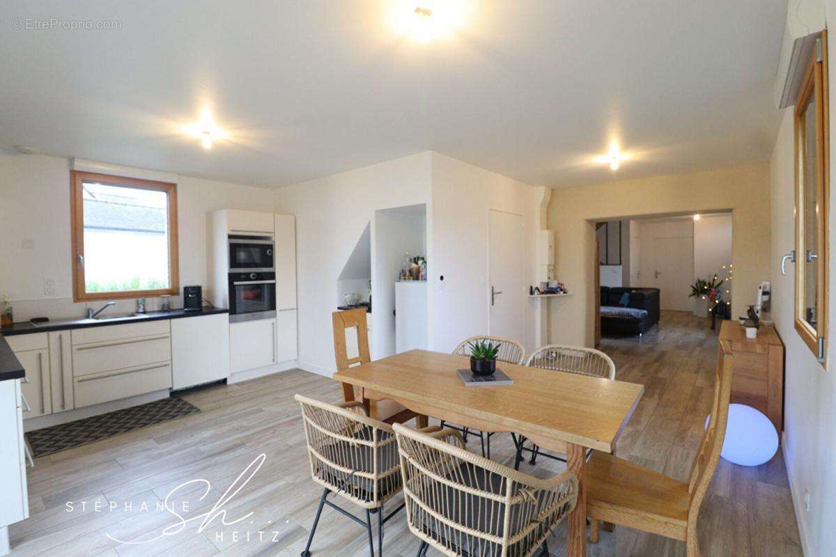 Maison à PLOUGASNOU