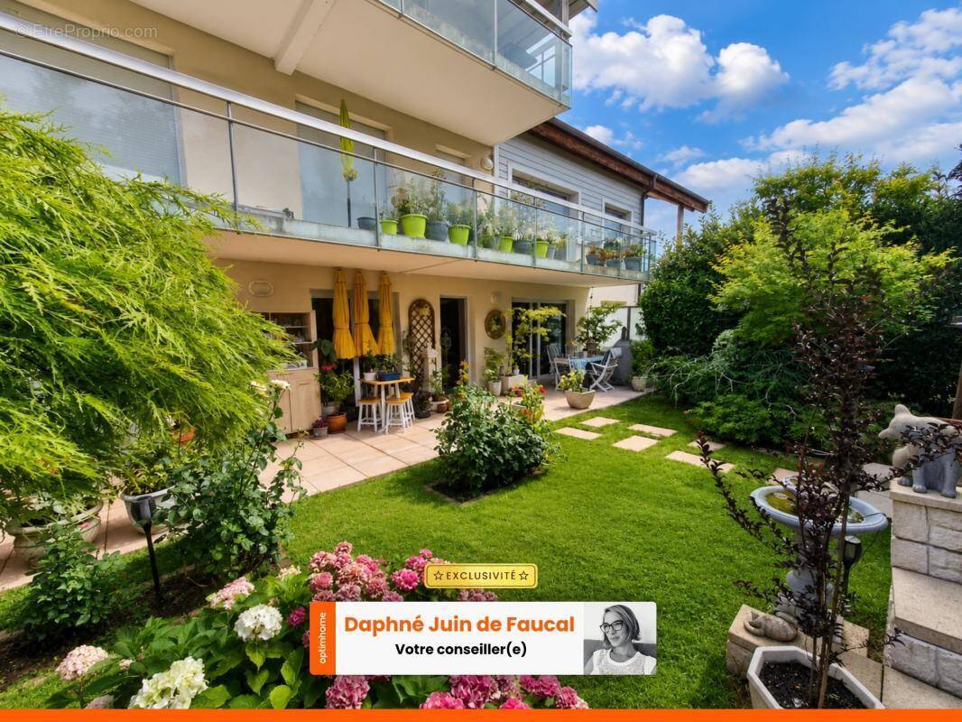 Appartement à NEUVECELLE