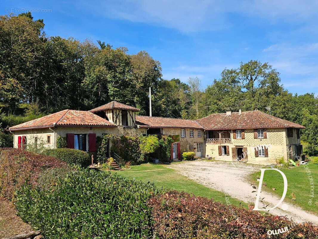 Maison à CASTELNAU-MAGNOAC