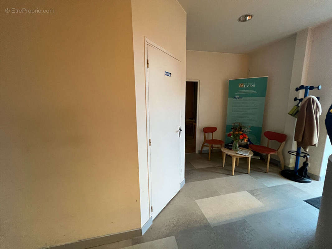 Commerce à SARLAT-LA-CANEDA