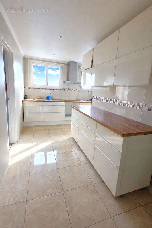 Appartement à NEUILLY-SUR-MARNE