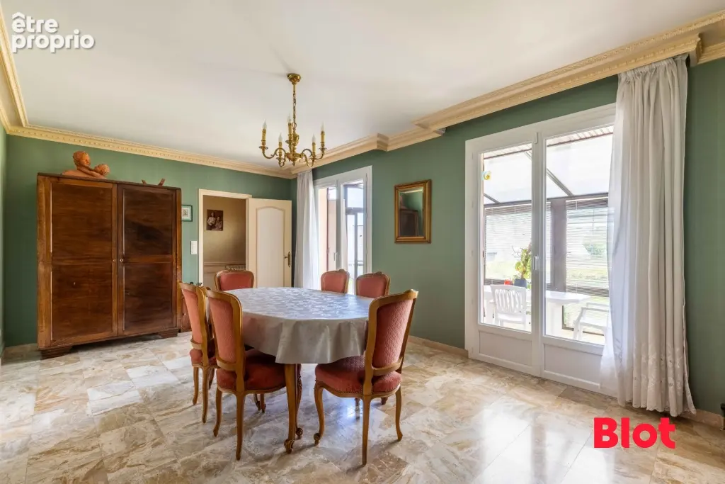 Maison 5 pièces 121 m² à vendre à Chateaubourg (35220) - photo 9