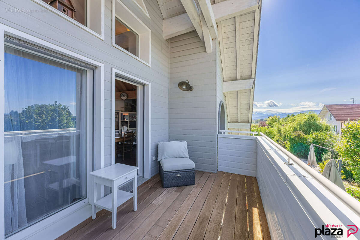 Maison à PREVESSIN-MOENS