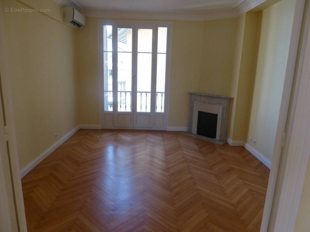 Salle - Appartement à NICE