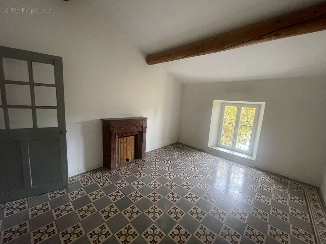 Appartement à VAISON-LA-ROMAINE
