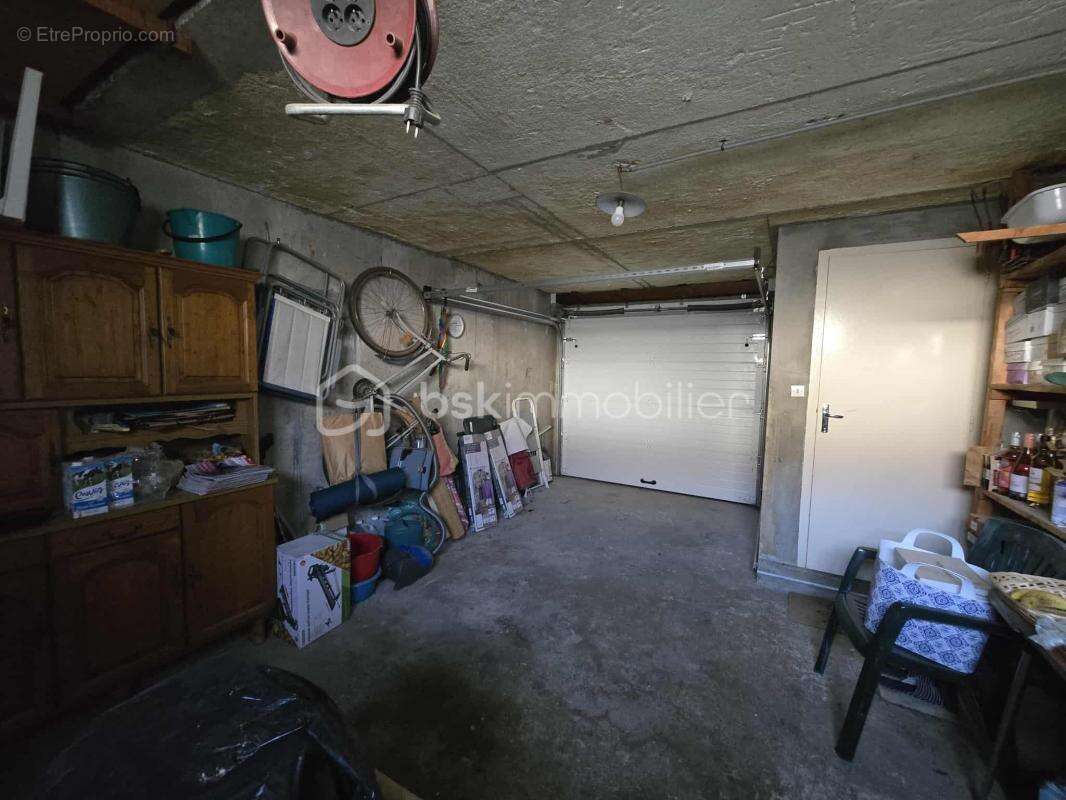 Maison à MONTELIMAR