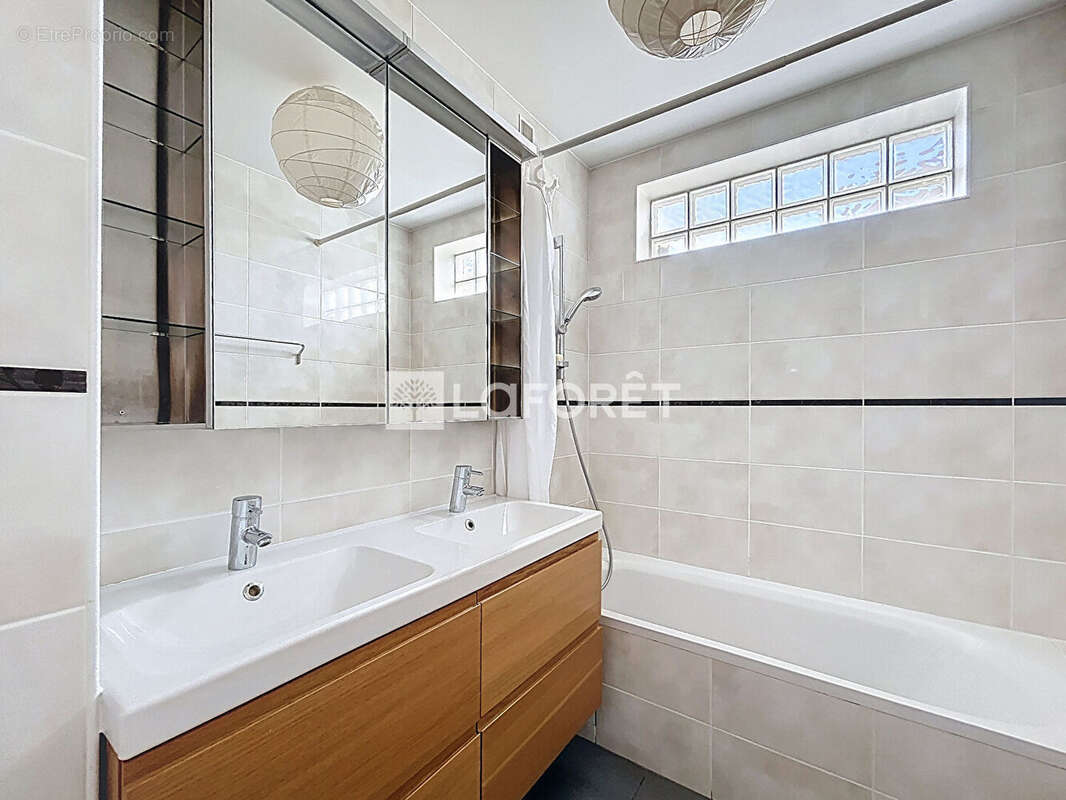 Appartement à LE VESINET