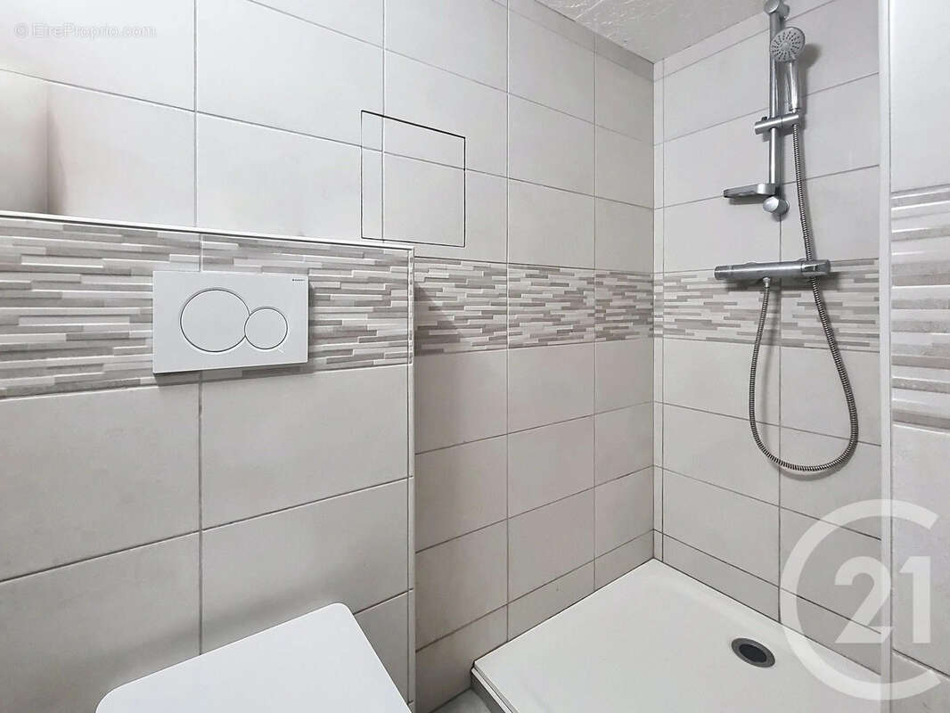 Maison à LONGUEVILLE