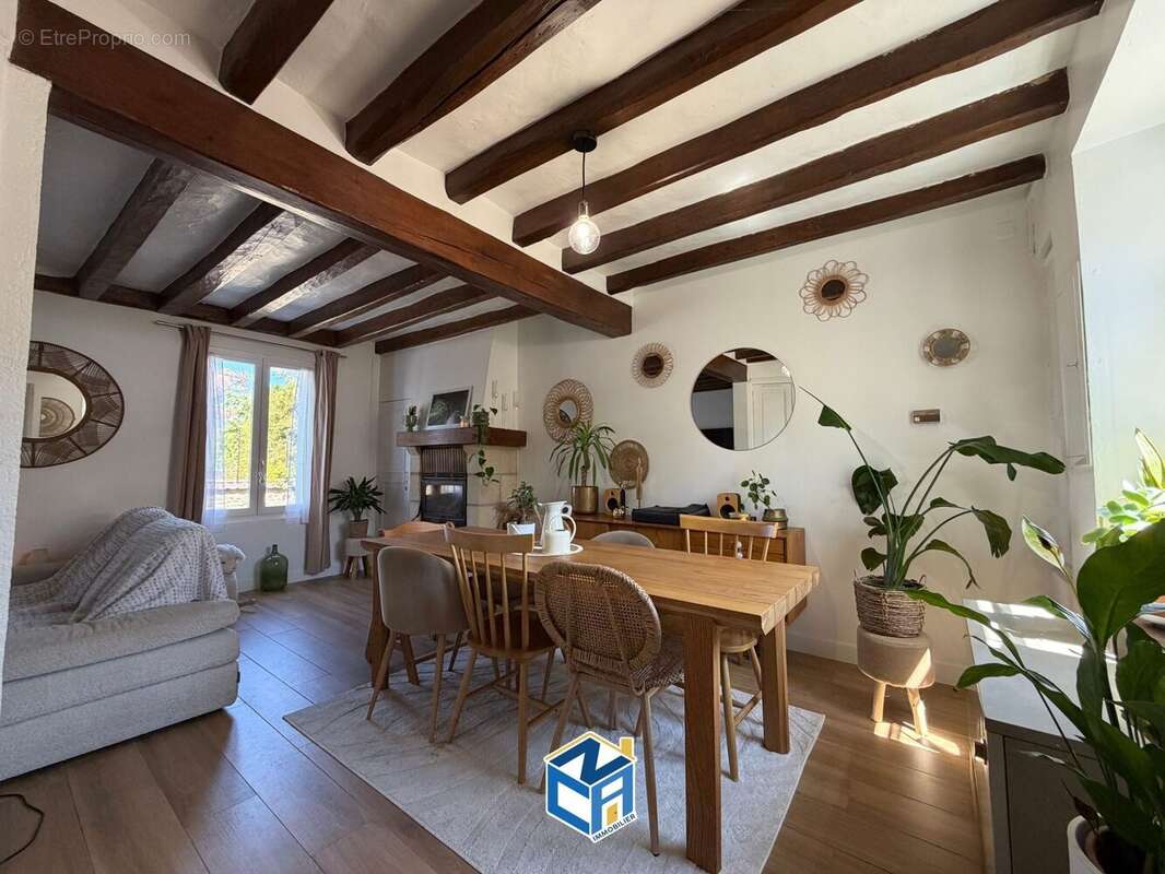 Maison à SAINTE-CATHERINE-DE-FIERBOIS