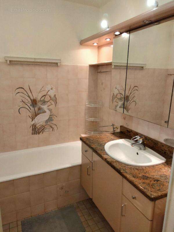Appartement à LYON-8E