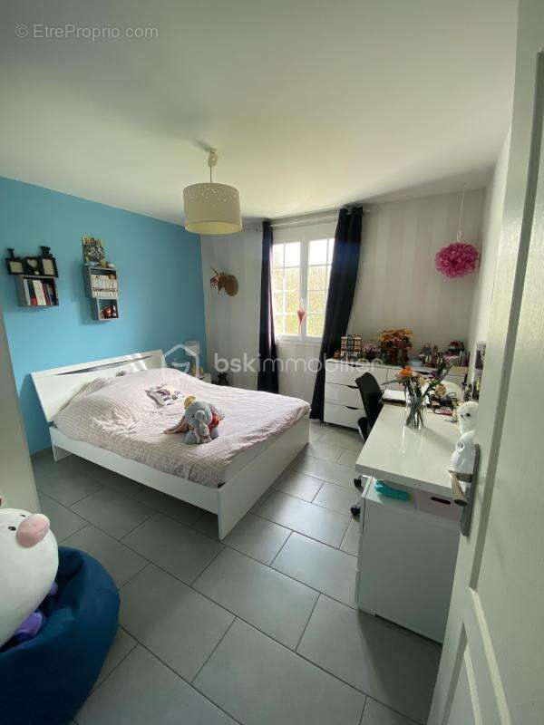 Maison, 5 chambres, grand jardin et atelier - photo 9
