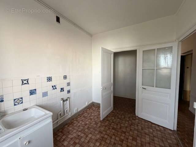 Appartement à SAINT-ETIENNE