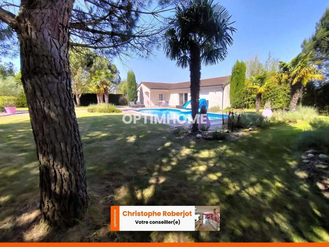 Maison d’exception dans un village aux portes de Chalon sur Saône - photo 2