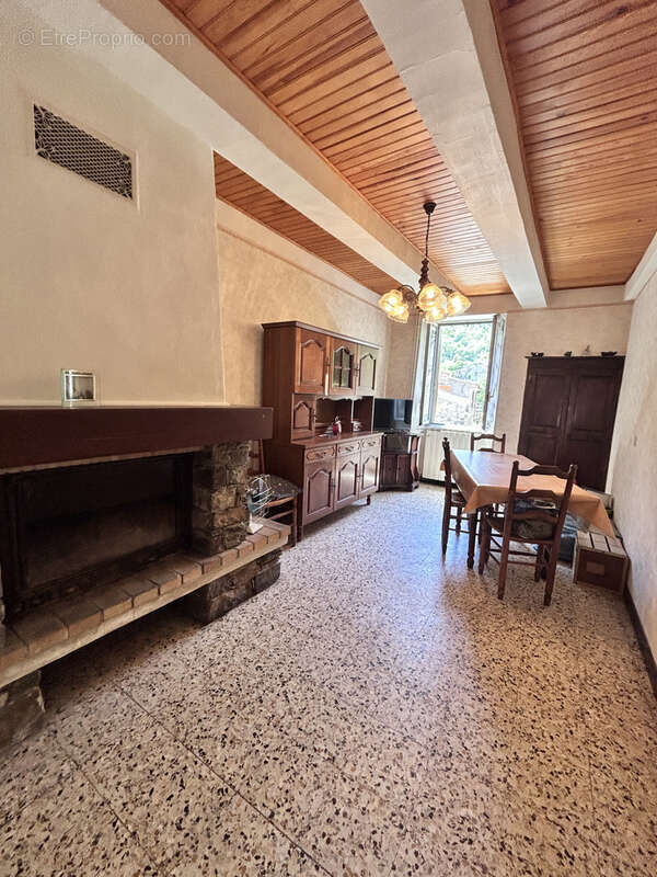 En Cévennes, petite maison de village, à rénover, à vendre - photo 6