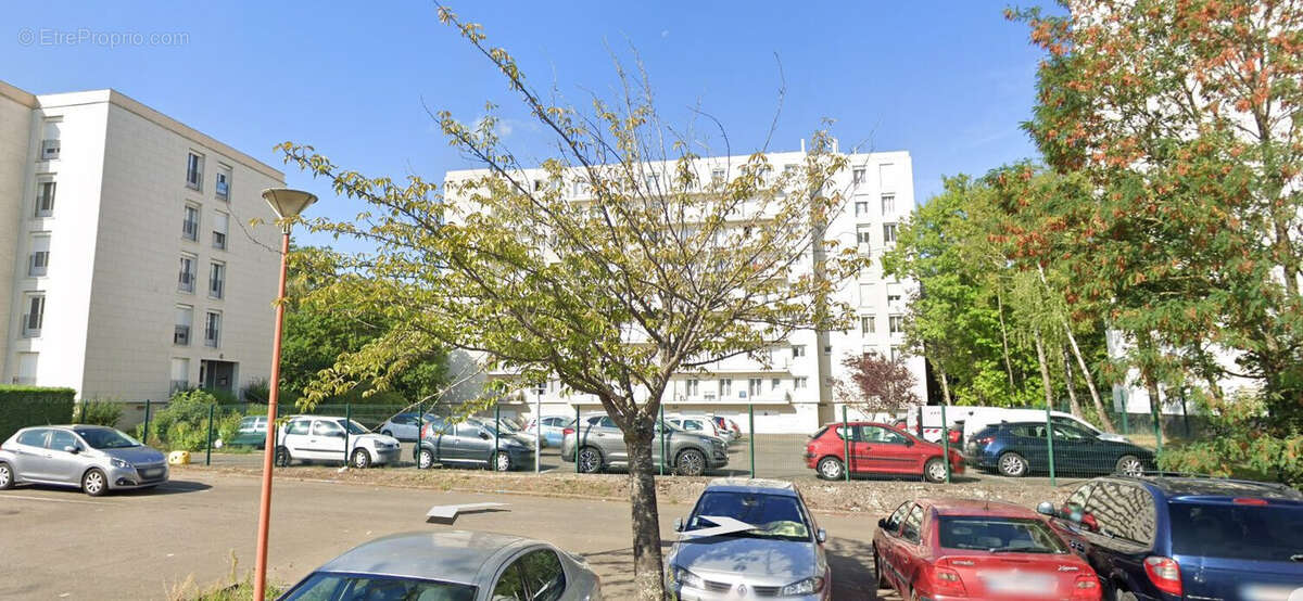 Appartement 68 m² à Fleury-Les-Aubrais  - photo 5