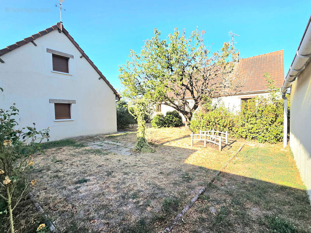 Maison Selles Sur Cher 6 pièce(s) 132 m2 - photo 3