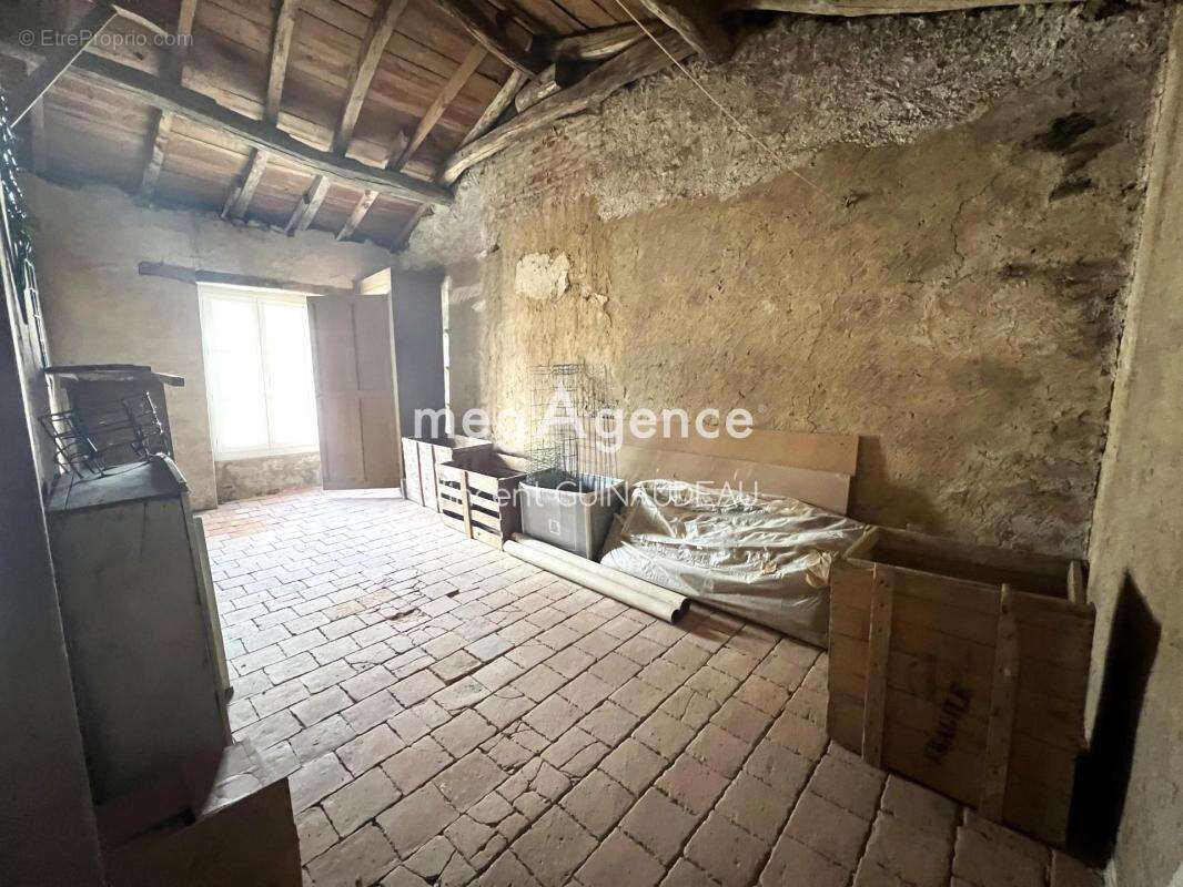 Maison à SAINT-GERMAIN-SUR-MOINE