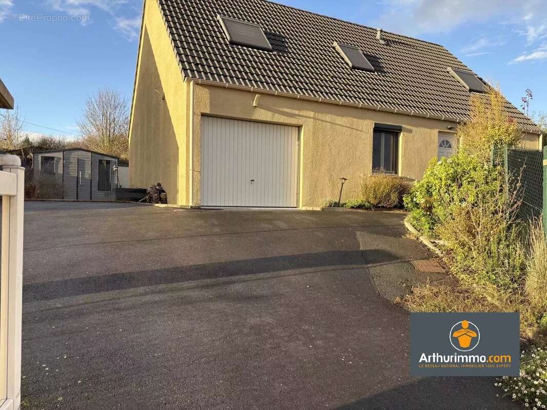 Maison à NEUFCHATEL-SUR-AISNE