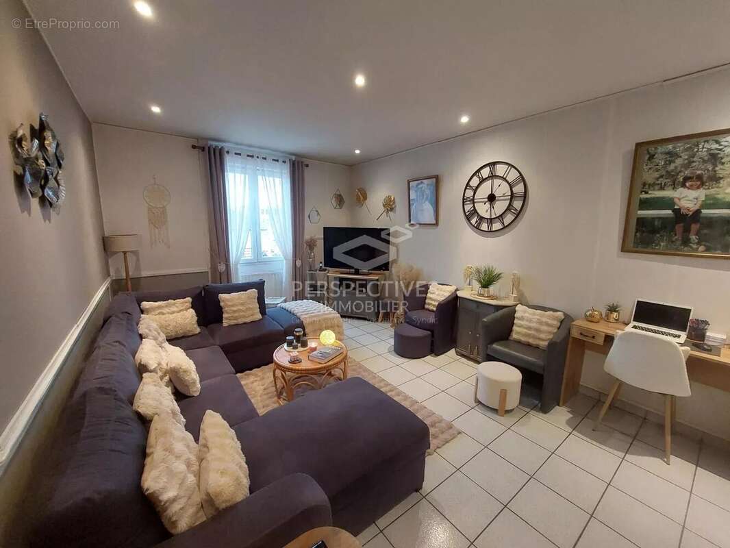 Appartement à SAINT-ETIENNE