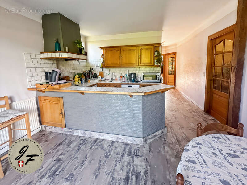 Maison à VIVIERS-DU-LAC