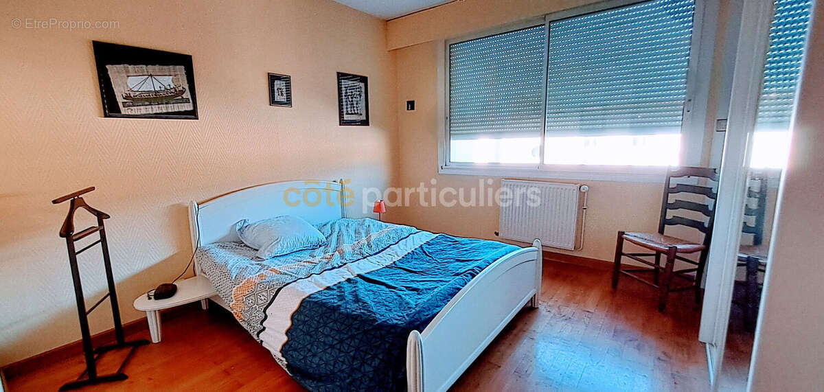 Maison à SAINT-MACAIRE-EN-MAUGES