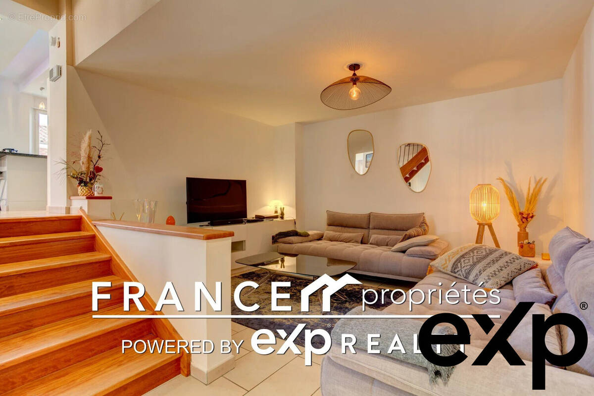 LOURENCO - Maison à CARBONNE