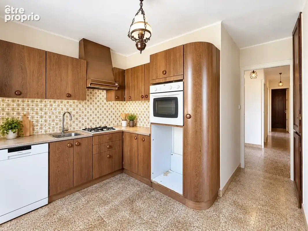 Maison 155 m²  T5 avec deux studios indépendants – GAILLARD (74) - photo 4