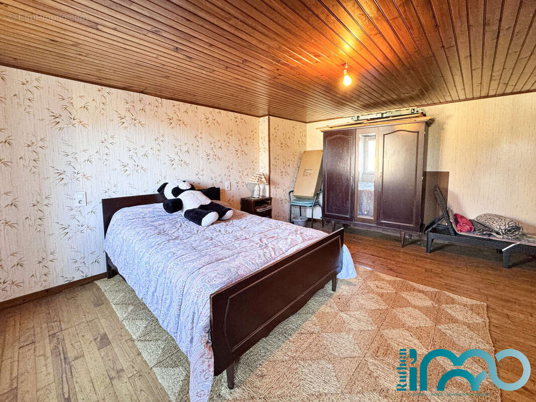 Maison à RIEUPEYROUX