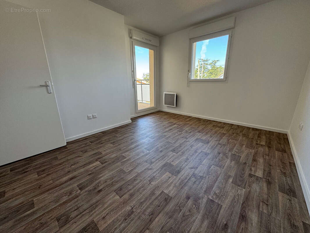 Appartement à CASTELGINEST