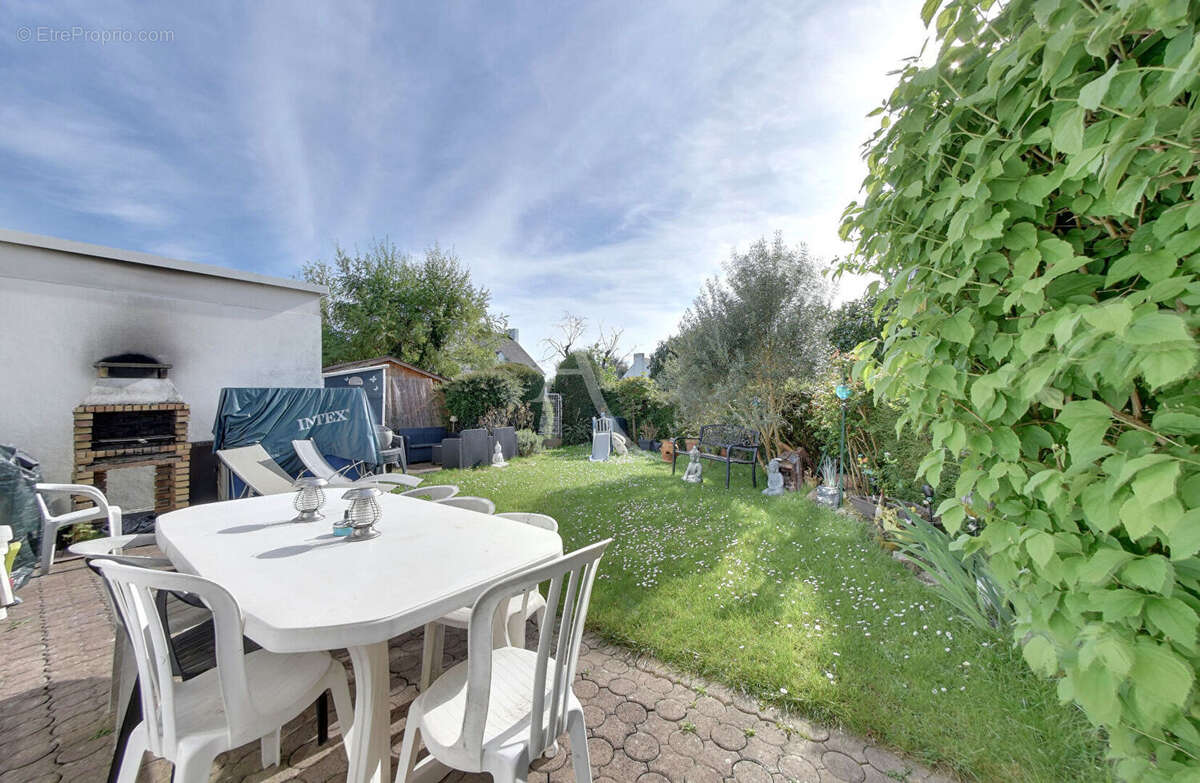 Maison à OZOIR-LA-FERRIERE