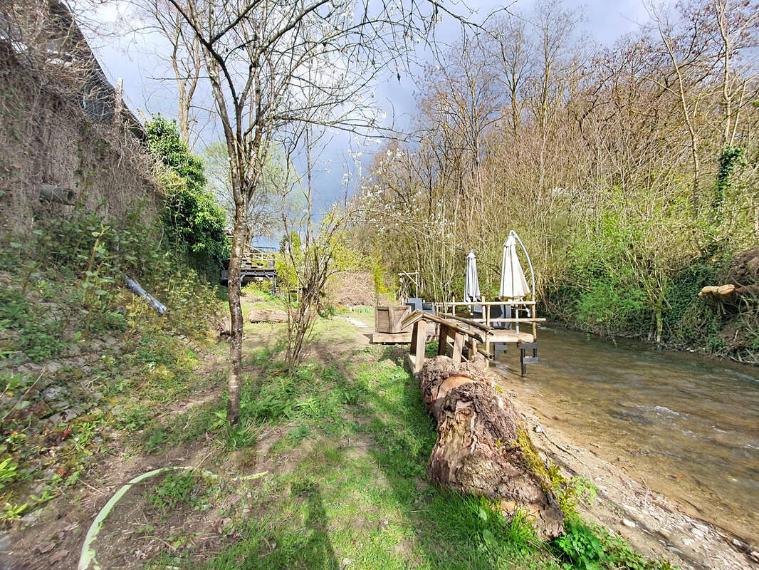 Maison à LA TOUR-DU-PIN