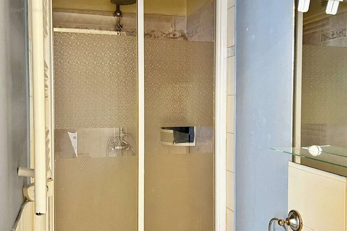 Appartement à SAINT-MAUR-DES-FOSSES