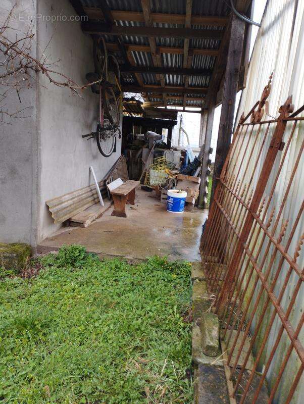 Maison à BAUDONCOURT