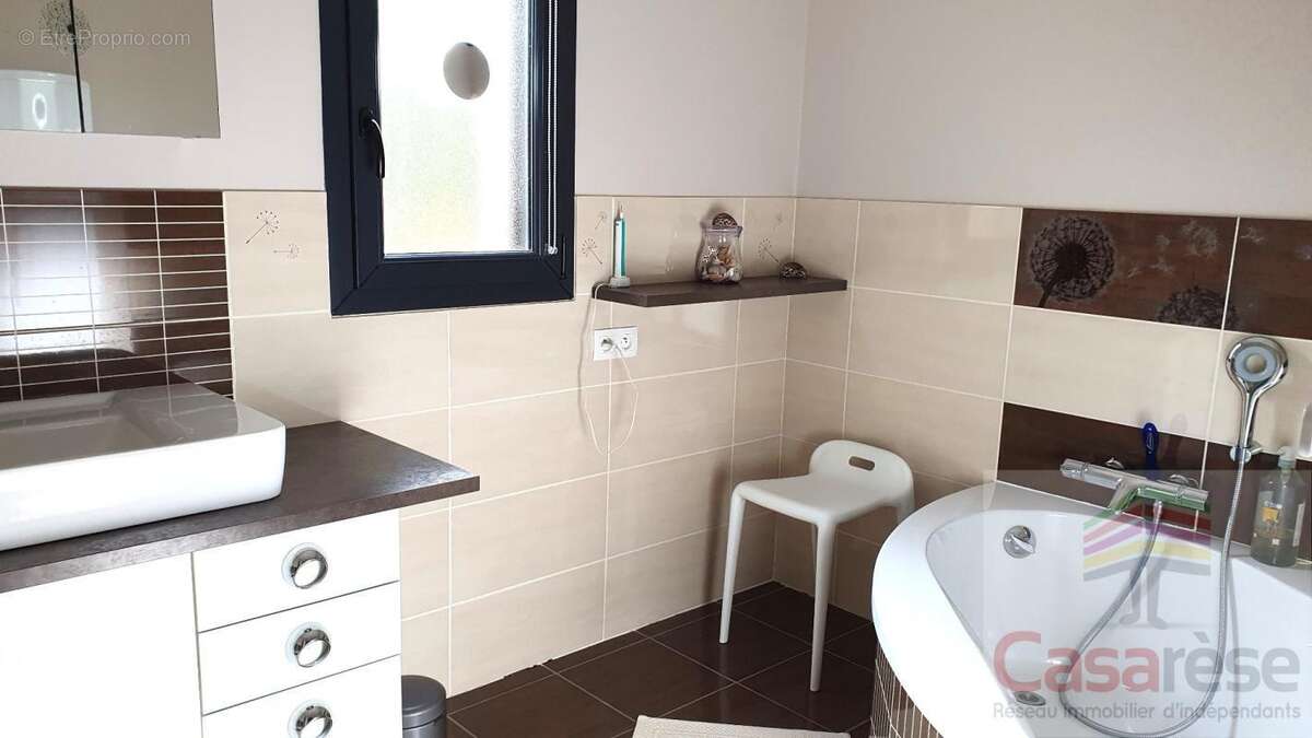 Maison à ESCLAUZELS