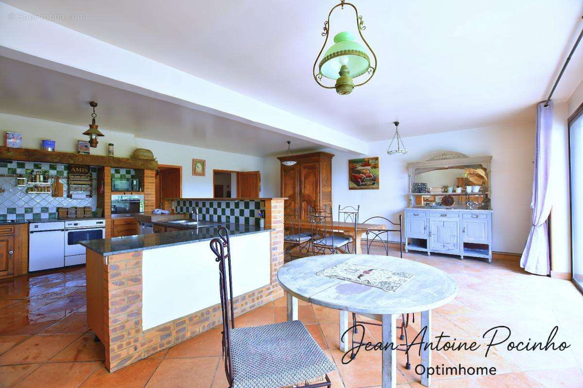 Maison de campagne à vendre 9 pièces  (31) - photo 13