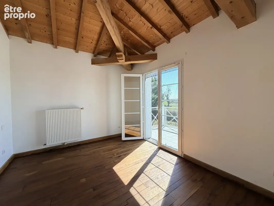 Maison 5 pièces de 175m2 + terrain constructible de 650m2 - BOZ - photo 8
