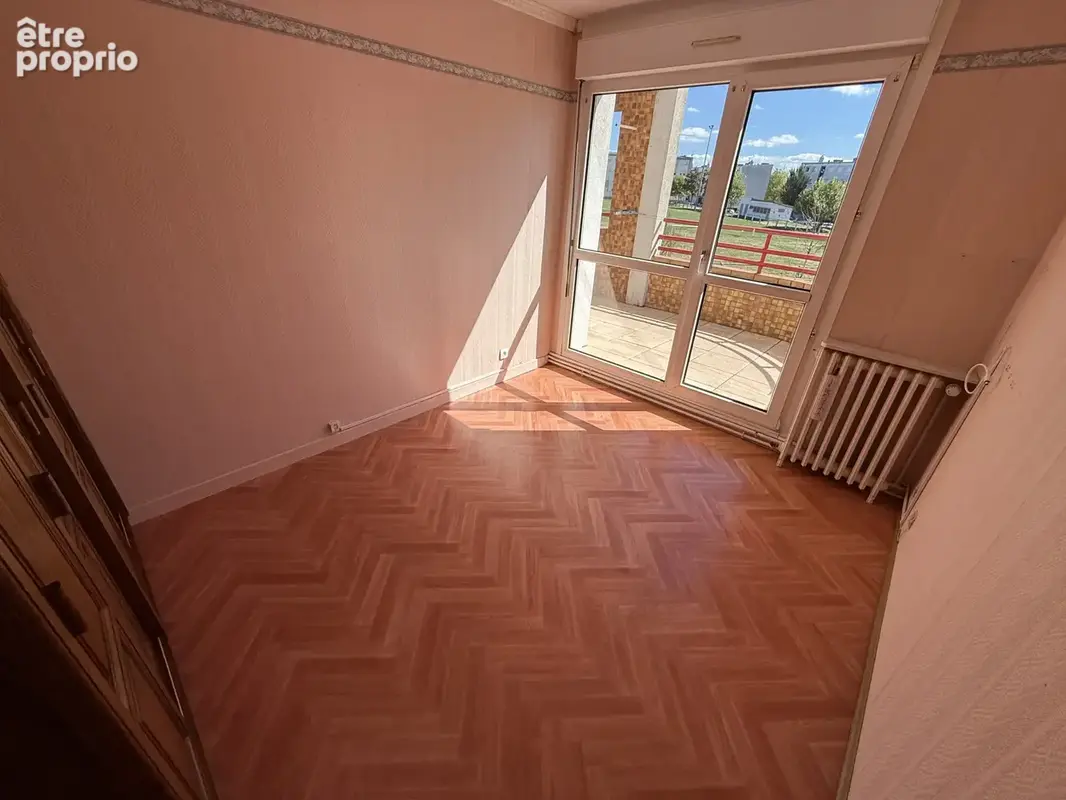 Appartement 4 pièces de 70 m2   3 chambres   2 balcons - photo 8