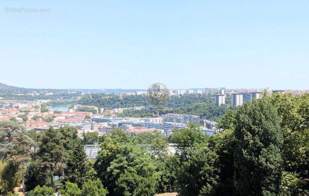 Appartement à LYON-5E
