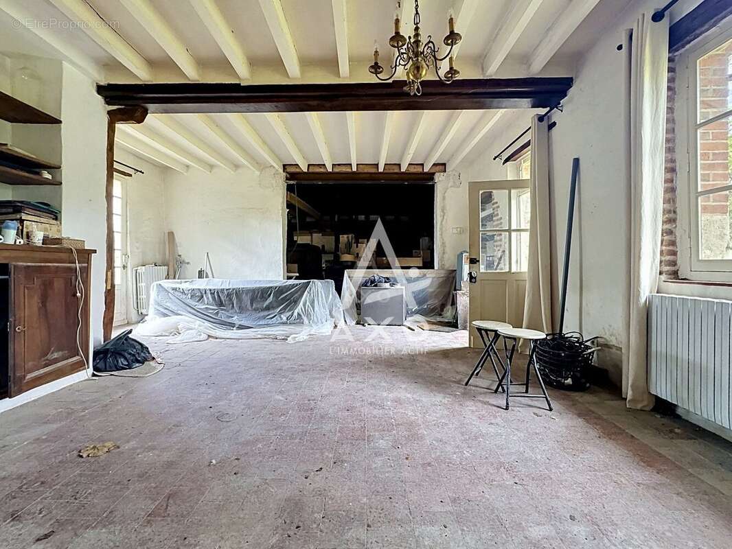 Maison à GUILLY