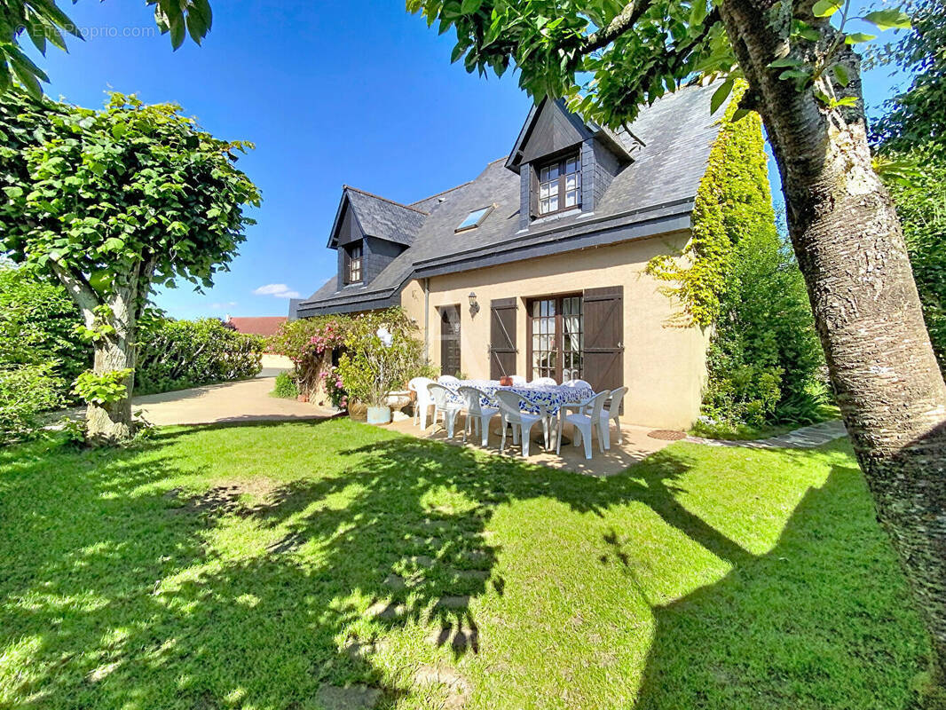 Maison à SPAY