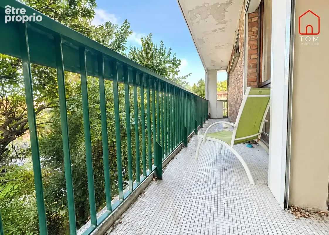 Mons-en-Barœul   T2 avec balcon et cave au pied du métro Mairie de Mons - photo 2